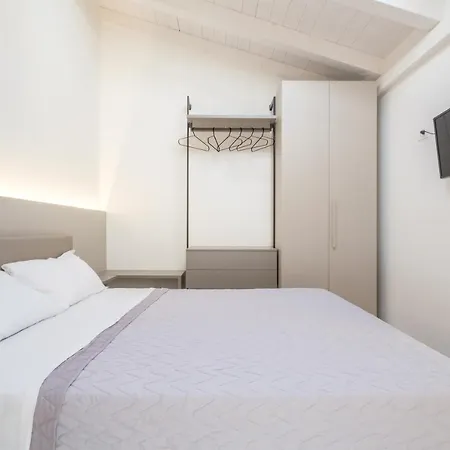 Appartamento Helga House By *
