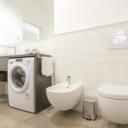 아파트 Helga House By